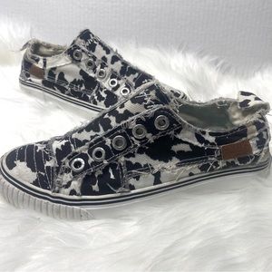 Blowfish black white cow print slip on causal sneakers size 6